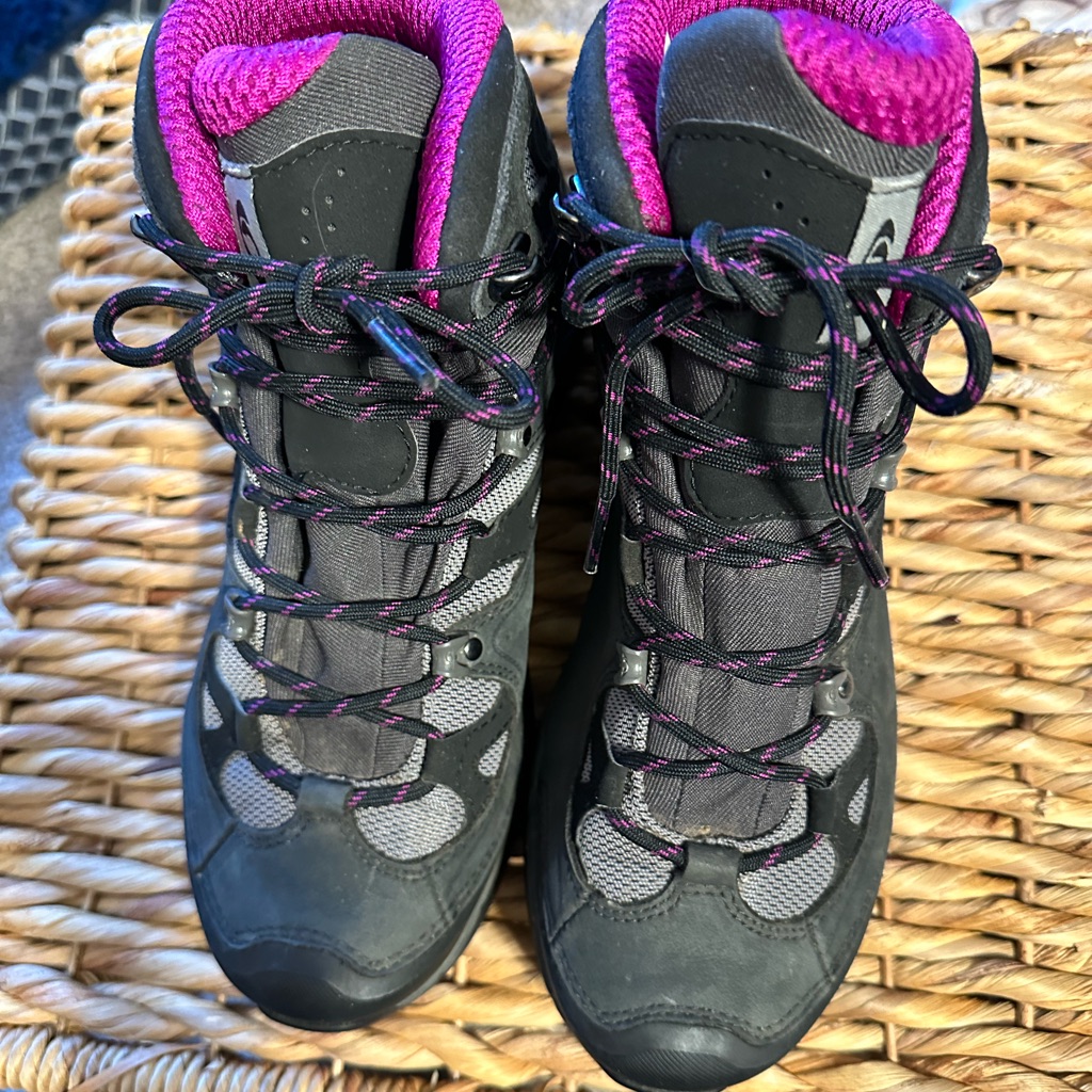 Salomon Comet 3d Gtx Womens Size 8m Waterproof Hiking Boots Gray Purple